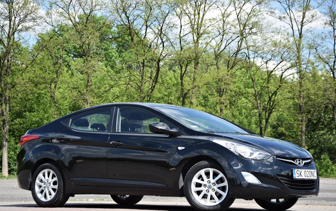 Hyundai Elantra cena 29900 przebieg: 142000, rok produkcji 2011 z Węgorzewo małe 631